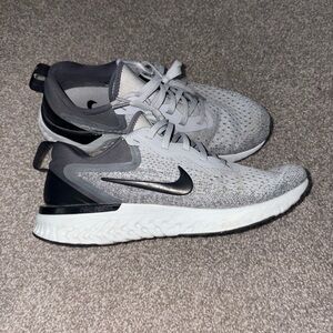 Nike Women's Athletic Shoes - Gray and Black